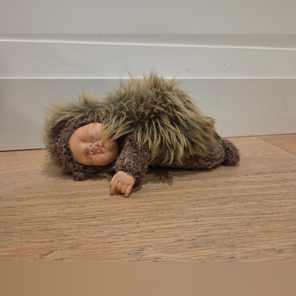 ANNE GEDDES | Vintage 1997 Baby Hedgehog